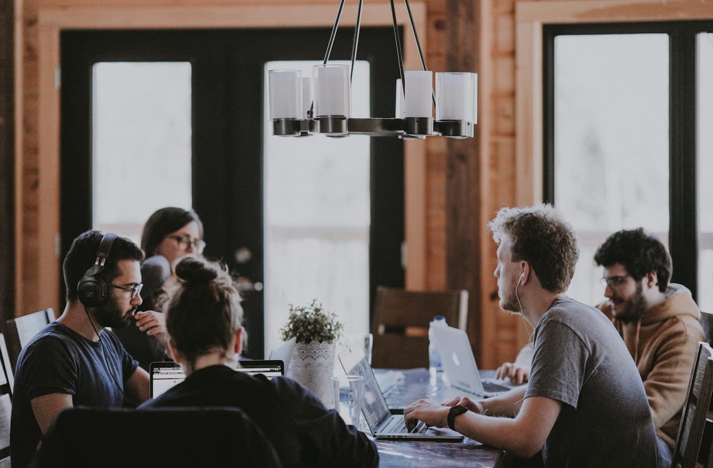 A business meeting reviewing growth from organic search
